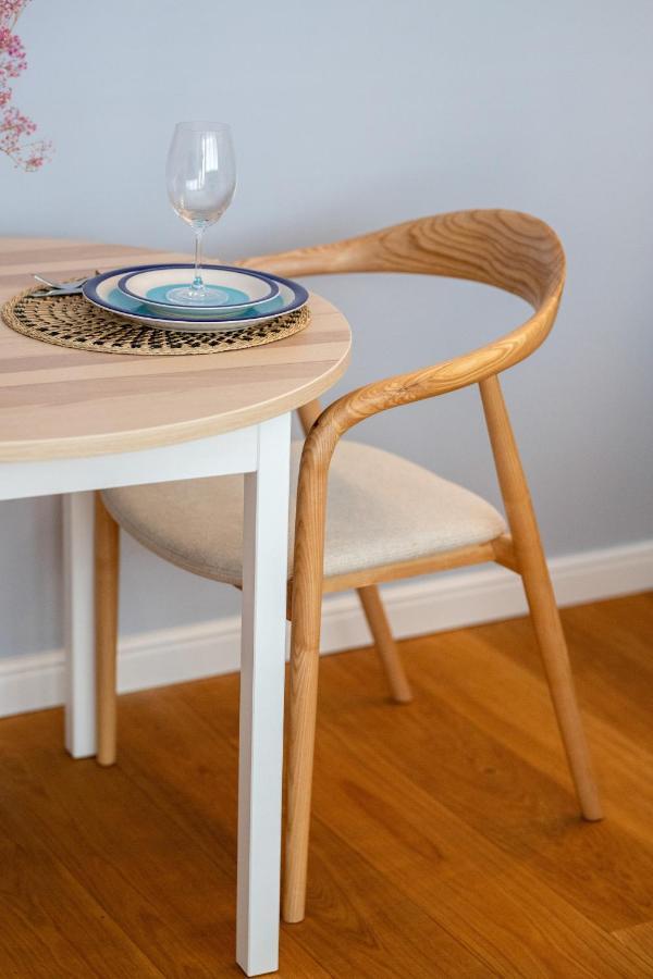 Cozy Pastel Two Bedroom Apartment In Central Gdynia By Noclegi Renters Eksteriør billede
